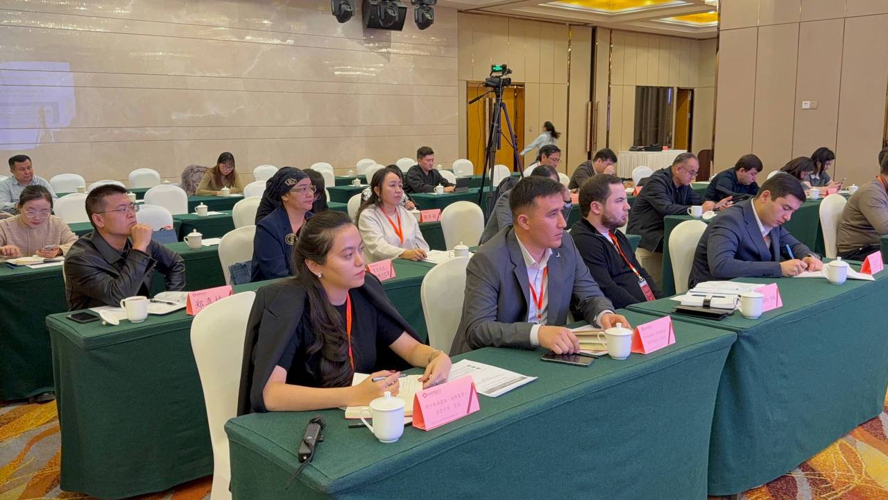 TOSHVZITI XODIMLARINING XITOYDA ILMIY HAMKORLIK SAFARI