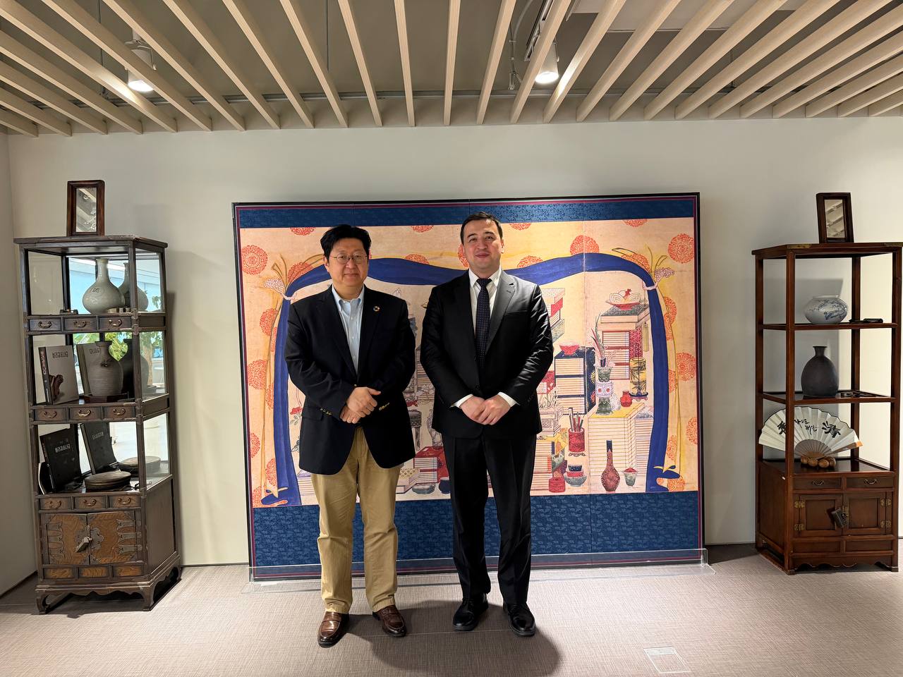 TOSHVZITI – RIGHT FOUNDATION BILAN HAMKORLIK UCHRASHUVI O‘TKAZDI